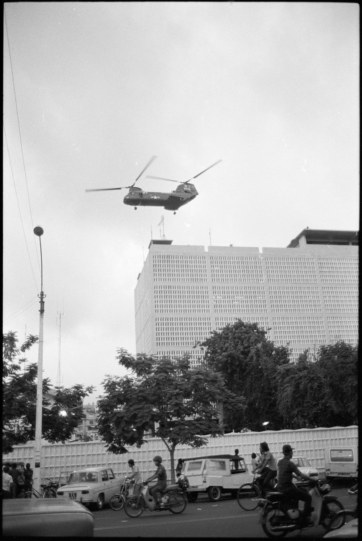 Chute / Libération de Saigon, avril 1975 DCL_VIETNAM_1975_006_19A_20